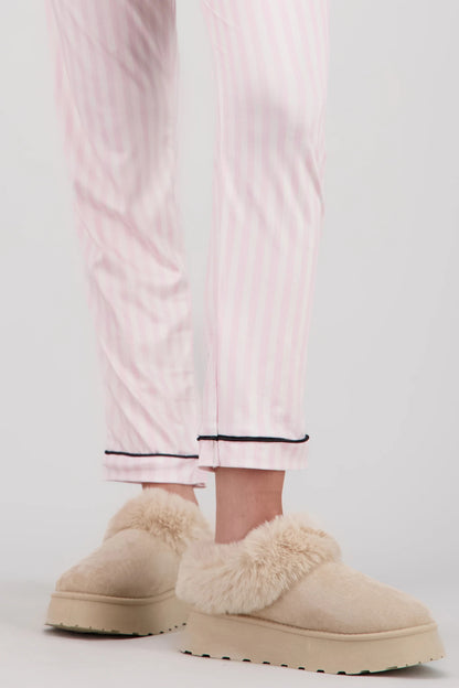 Pantuflas Plataforma Cozy Suede Beige